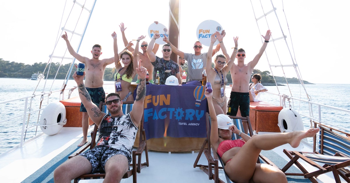 Upoznajte PARTY brod